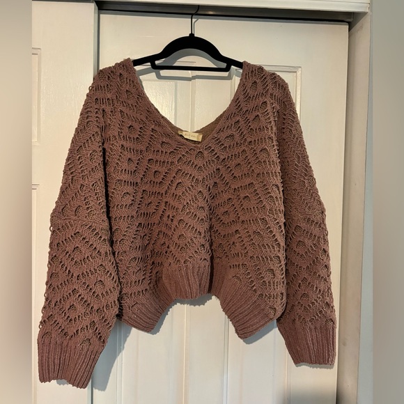 Altar’d State light purple V-neck long sleeve chunky fuzzy sweater - Size S - Picture 1 of 2